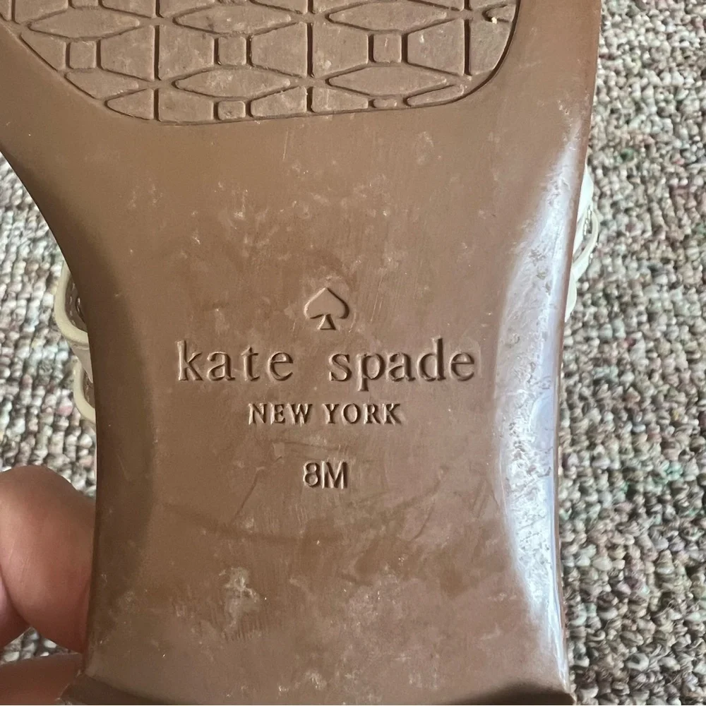Kate Spade new york White Carol Thong Sandal Size 8